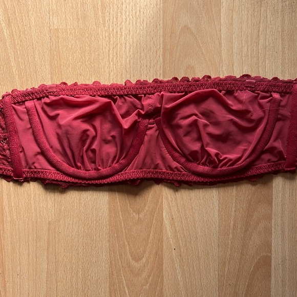 Aerie |  Red Lace Bandeau Bralette, 32C - Picture 3 of 4